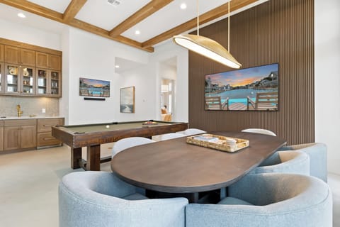 Game Room, 1st Floor