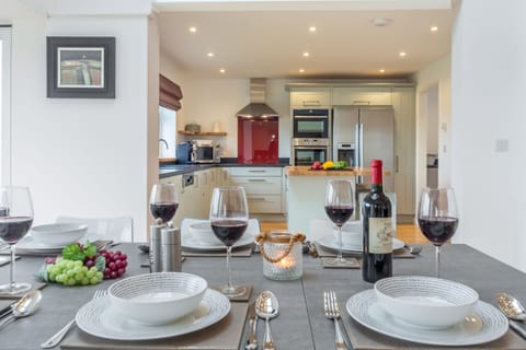 Highcroft, St Minver. Ground floor: Dining area