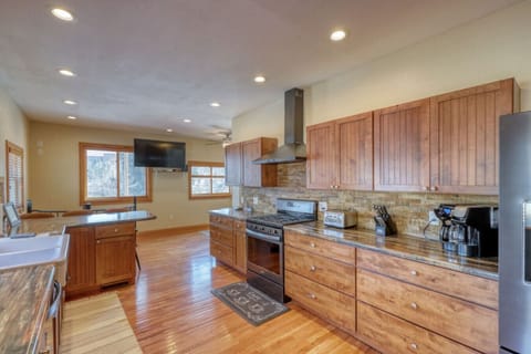 Whip up meals in a spacious brand new kitchen