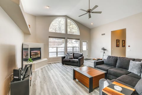 Flagstaff Vacation Rental | 2BR | 2.5BA | Stairs Required | 2,474 Sq Ft
