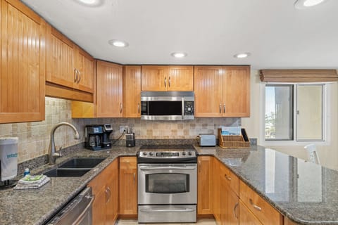 Pinnacle Port Unit a514 03