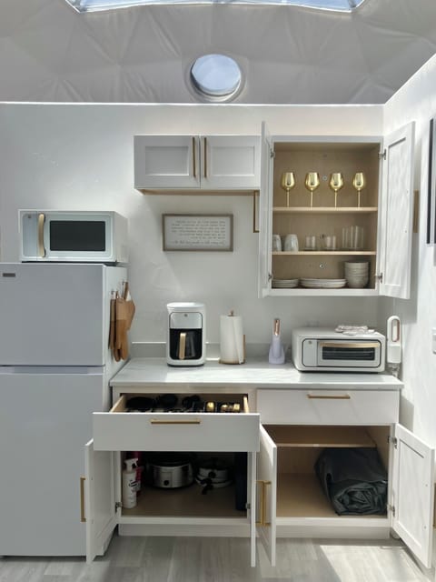 Dome kitchenette