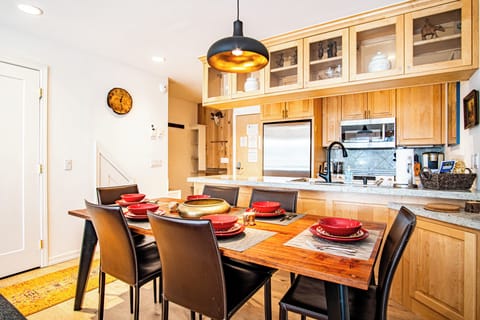 Fully equipped for homecooked meals