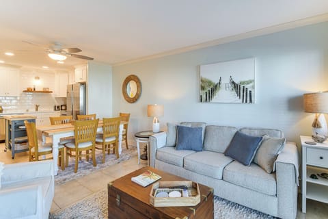 Gulf Shores Vacation Rental | 2BR | 2BA | 785 Sq Ft | Stairs Required
