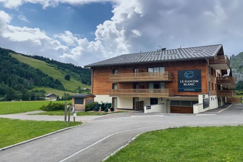 Holiday Home Exterior [summer]