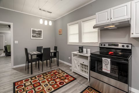 Dining area in Kitchen