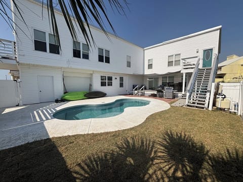 Welcome to Bahia Breeze