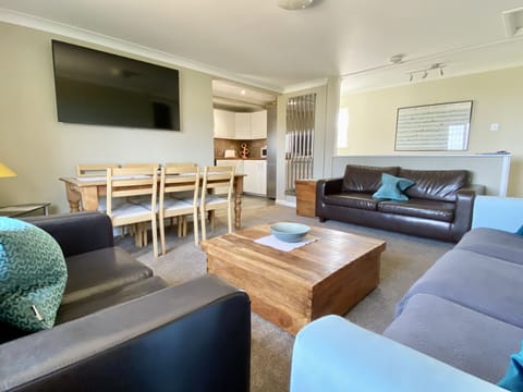 Living area of Morwennol holiday cottage in Harlyn Bay, Padstow, North Cornwall