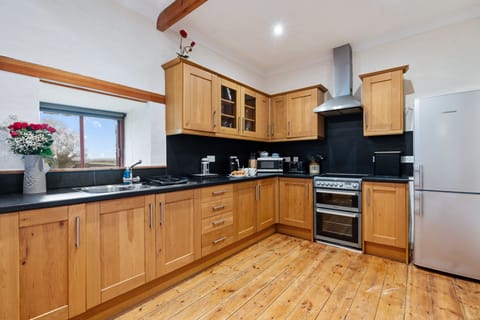 Kitchen Mowhay Barn, Holiday Home, Near Padstow