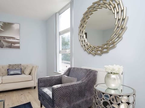 A comfortable space where you can all  spread out and relax, especially on those days when you all you want is a home from home. There’s also a smart tv, where you all can unwind and maybe watch a movie. 