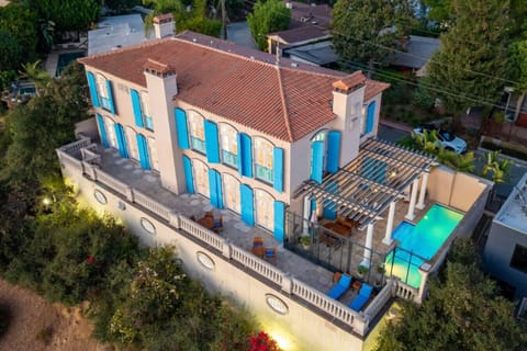 French Renaissance-inspired chateau