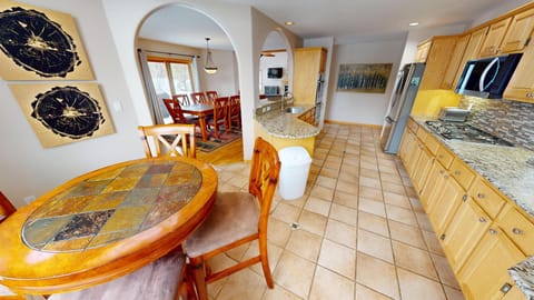 Fully Equipped Kitchen - Fully Equipped Kitchen