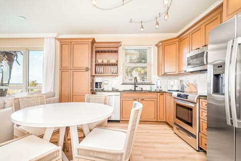 BC-0106B Dinning room 1.0