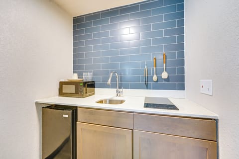 Kitchenette | Drip Coffee Maker | Hot Plate | Cooking Basics