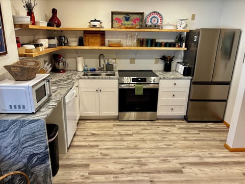 Fully Stocked Kitchen