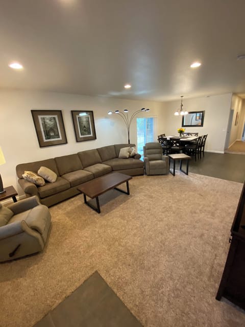 Come relax after a long day of fishing in this spacious and comfy living room!