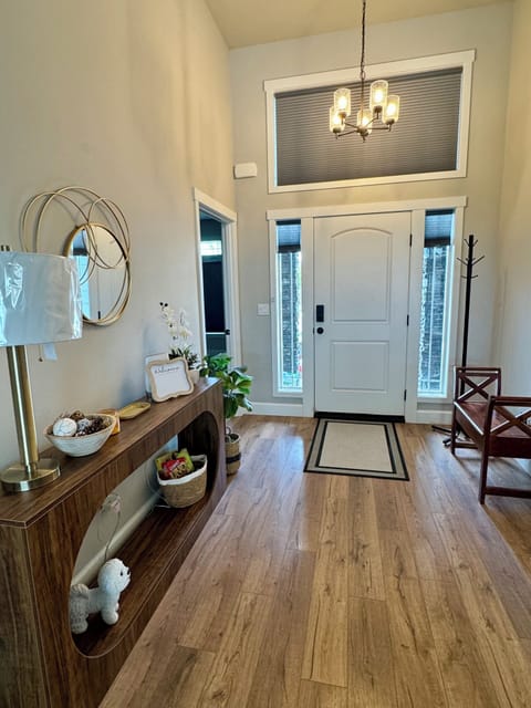 Entrance /Welcome area