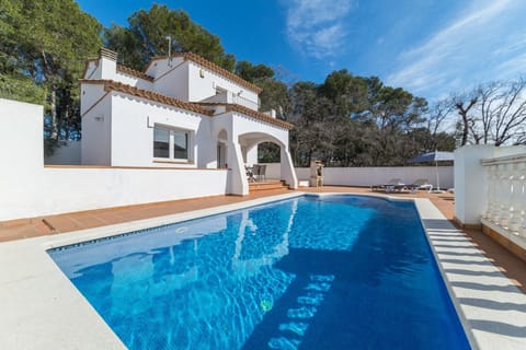 Holiday Home Swimming Pool