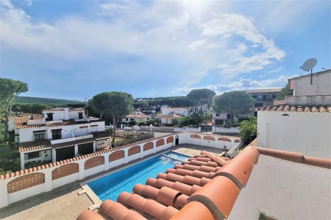 Holiday Home Swimming Pool