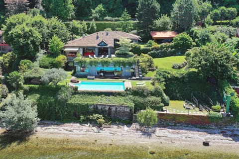 Villa Isa - Ispra, Lake Maggiore - by NORTHITALY VILLAS Vacation rentals