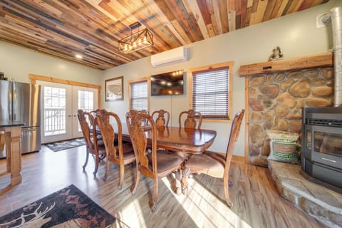 Dining Area | Main Level | Smart TV w/ Cable