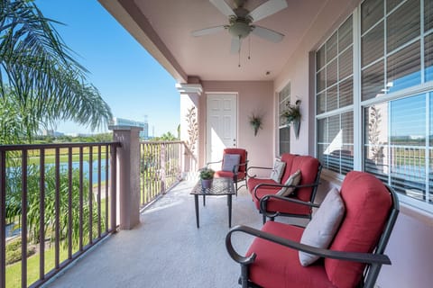 Huge Balcony Lake View