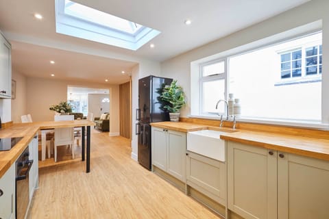 Ginger Bread Cottage, Stokesley - Host & Stay