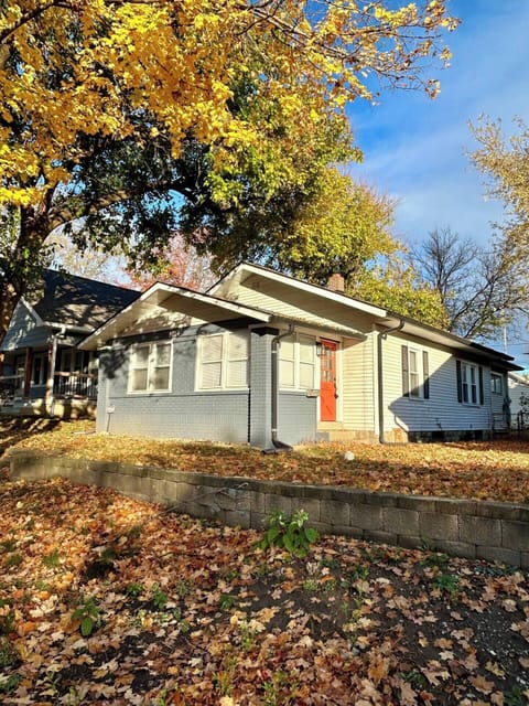 Situated in a peaceful residential neighborhood, this home is easily walkable to nearby Ellenberger Park.