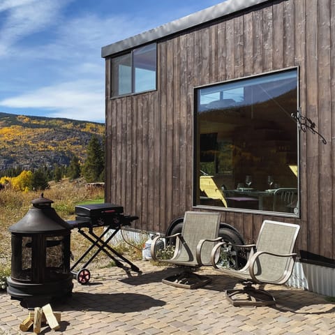 Patio, grill and fire pit