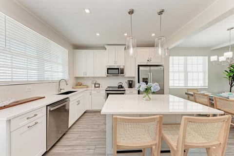Stunning modern kitchen