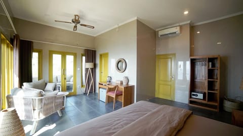 Bayu Hotel Lipah Beach Ocean View Suite (564)
