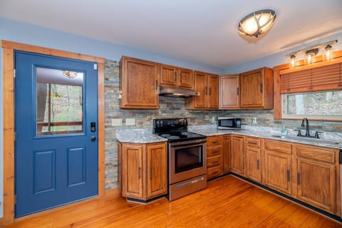 View of the well equipped kitchen