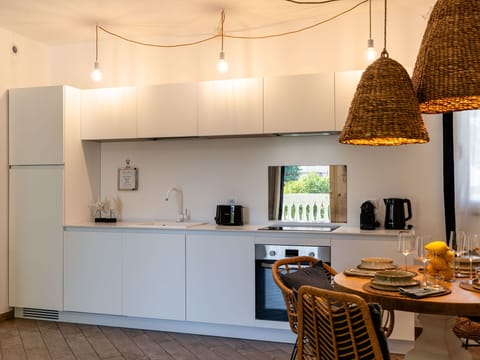 Residential Area, Shrub, Roof, Home, Cottage, Driveway, Estate, Siding, Landscaping, Yard