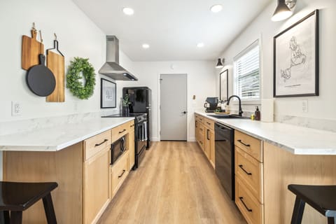 It has all the essentials for preparing a delicious meal or brewing the perfect cup of coffee.