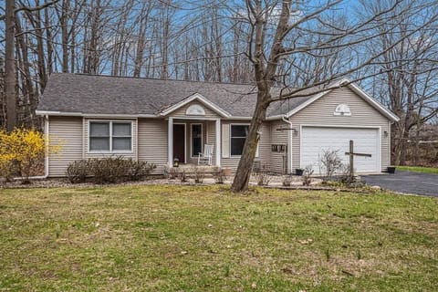 Welcome Home to Summerwood Cottage - Your South Haven Vacation Begins Today