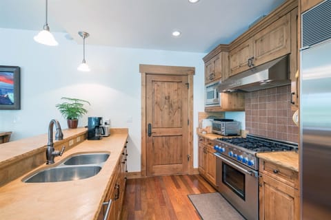 Fully stocked kitchen