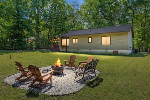 Firepit with free firewood included!