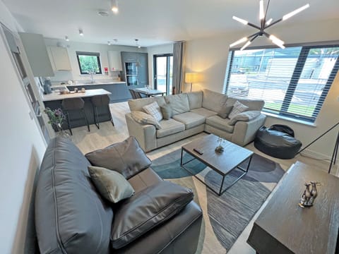 Open plan living space | The Peaks, Aviemore