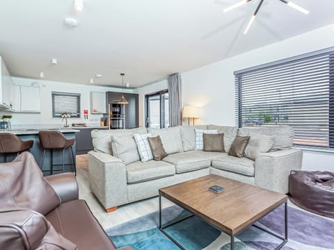 Open plan living space | The Peaks, Aviemore