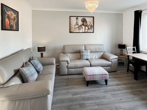 Living area | Cambusmoon Apartment, Gartocharn, near Alexandra