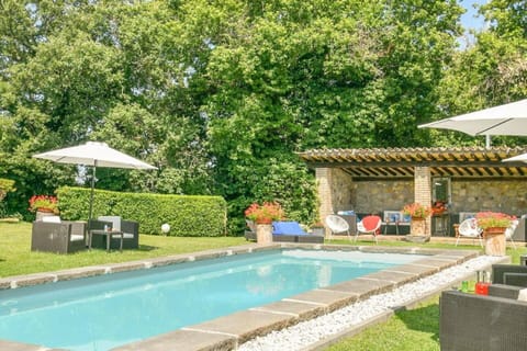 Activities, Amenities, Building Exterior, Garden, Main Entrance, Spring, Summer, Wellness