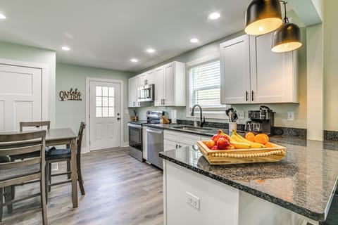 Kitchen | 1st Floor | Keurig K-Duo | Dishwasher