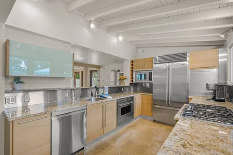 A kitchen so nice, you might actually want to cook on vacation.