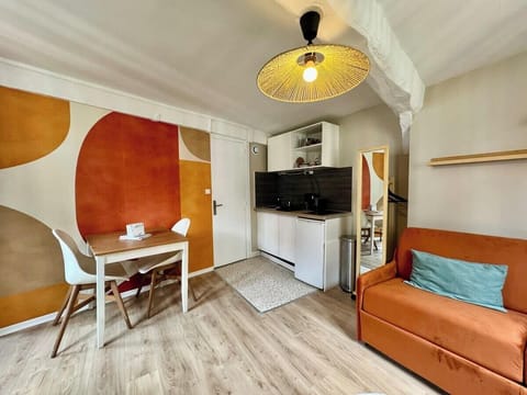 Table à manger et assises