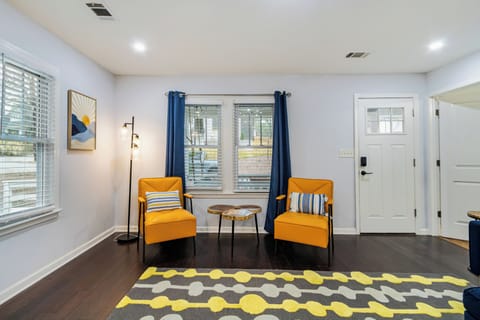 Unwind in this beautifully furnished living space.
