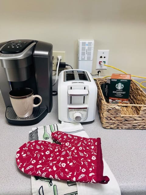 Coffee maker and toaster