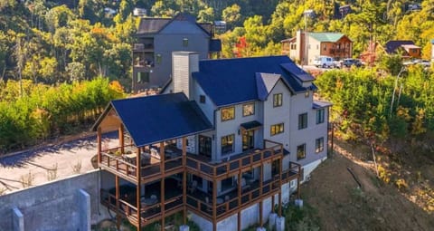 Enjoy this 5,000 sf luxury lodge with Smoky Mountain views for miles! 