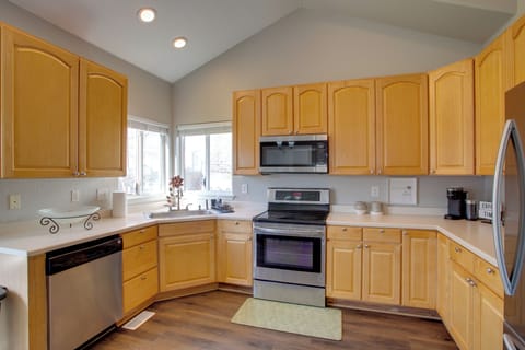 Kitchen | 1st Floor | Cooking Basics | Keurig Coffee Maker