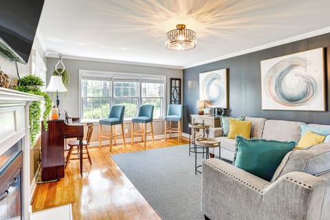 Mason Vacation Rental | 3BR | 2BR | 2,080 Sq Ft | Stairs to Access