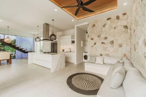 Kitchen & Lounge Place